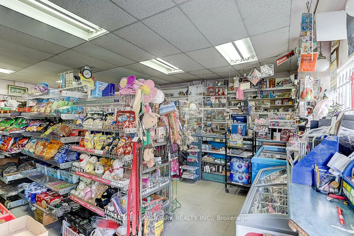 1281, Davenport, Dovercourt-Wallace Emerson-Junction, Toronto