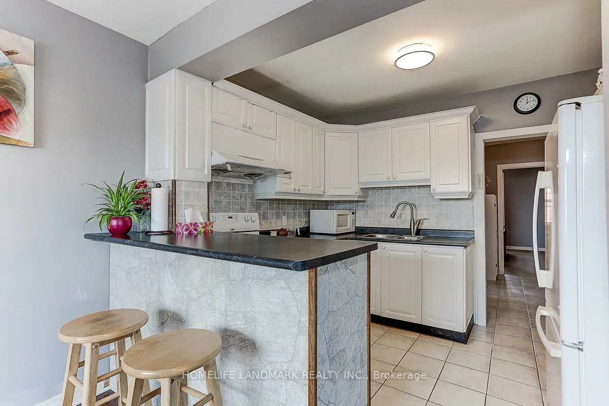 1281, Davenport, Dovercourt-Wallace Emerson-Junction, Toronto