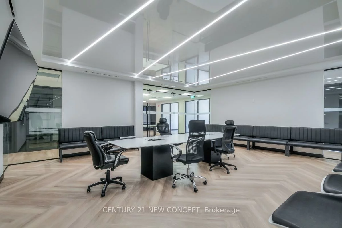 4250, Weston, Humber Summit, Toronto