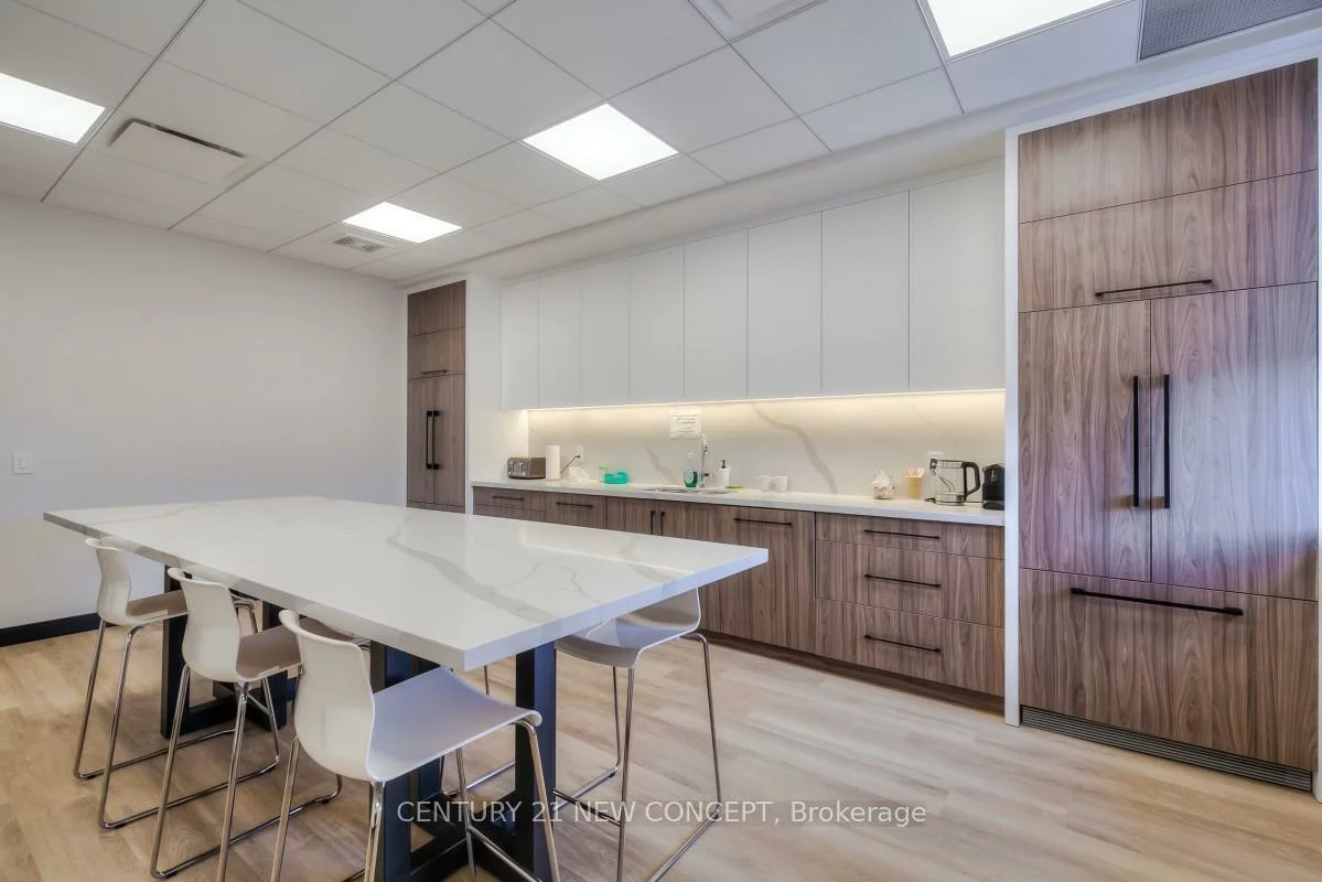 4250, Weston, Humber Summit, Toronto