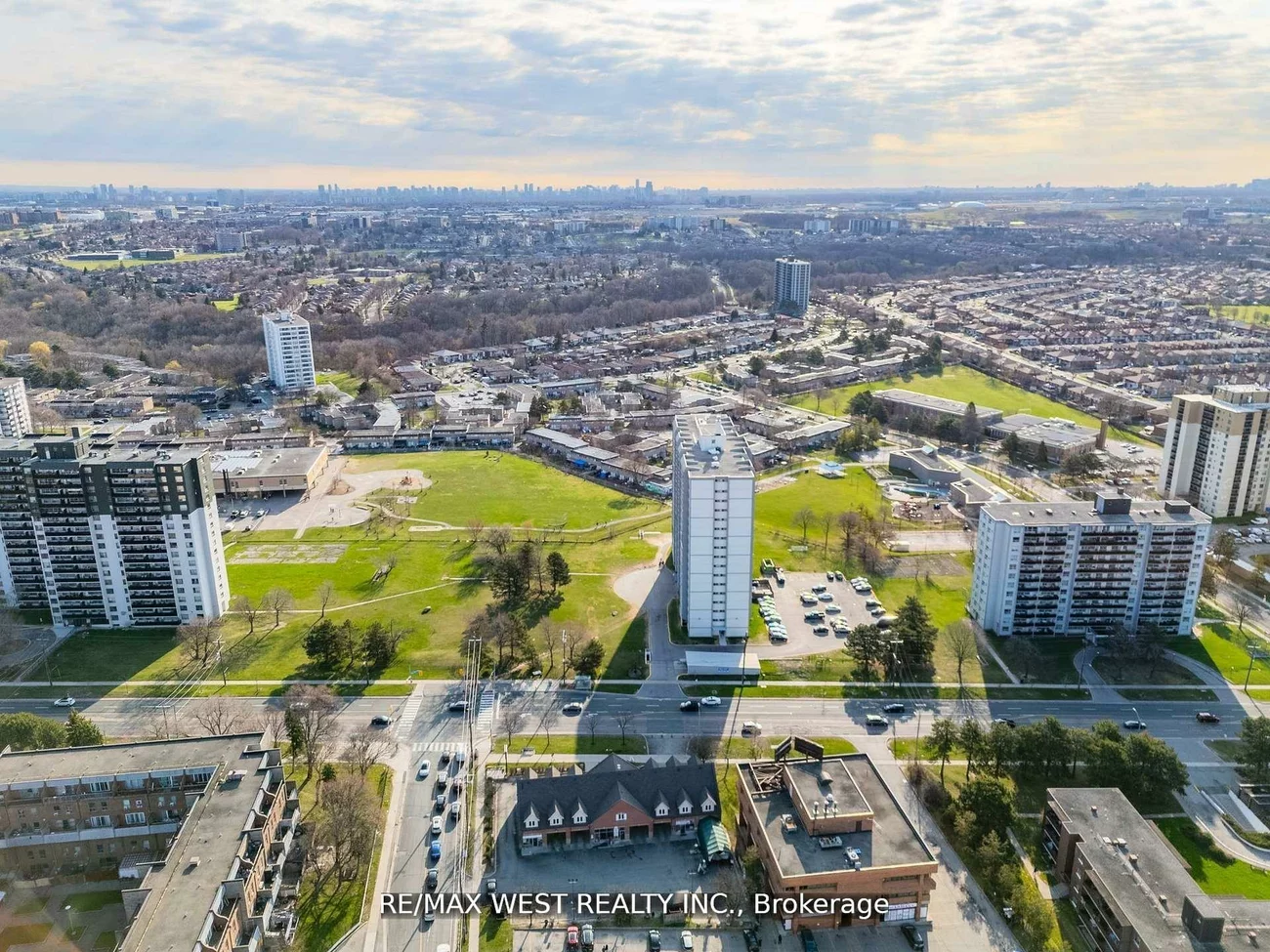 2800, Jane, Glenfield-Jane Heights, Toronto