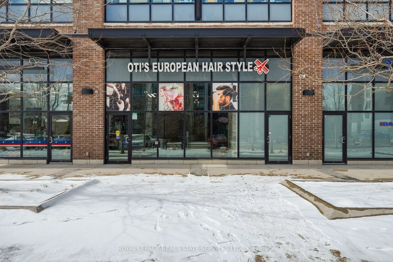 10, Neighbourhood, Stonegate-Queensway, Toronto