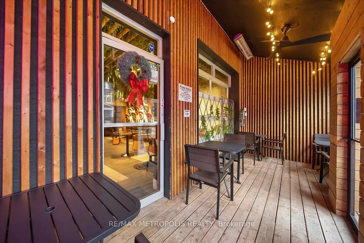 1226, King, South Parkdale, Toronto