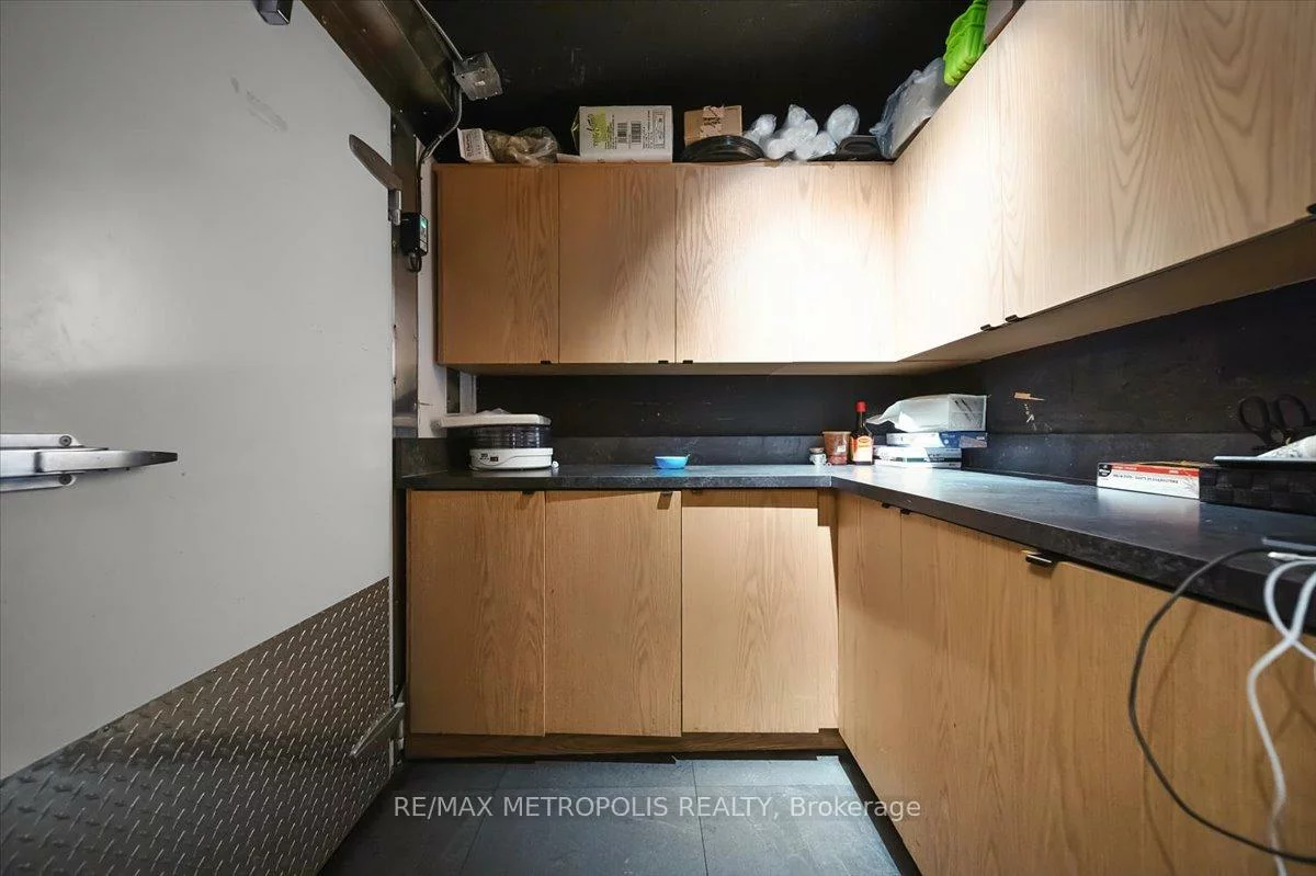 1226, King, South Parkdale, Toronto