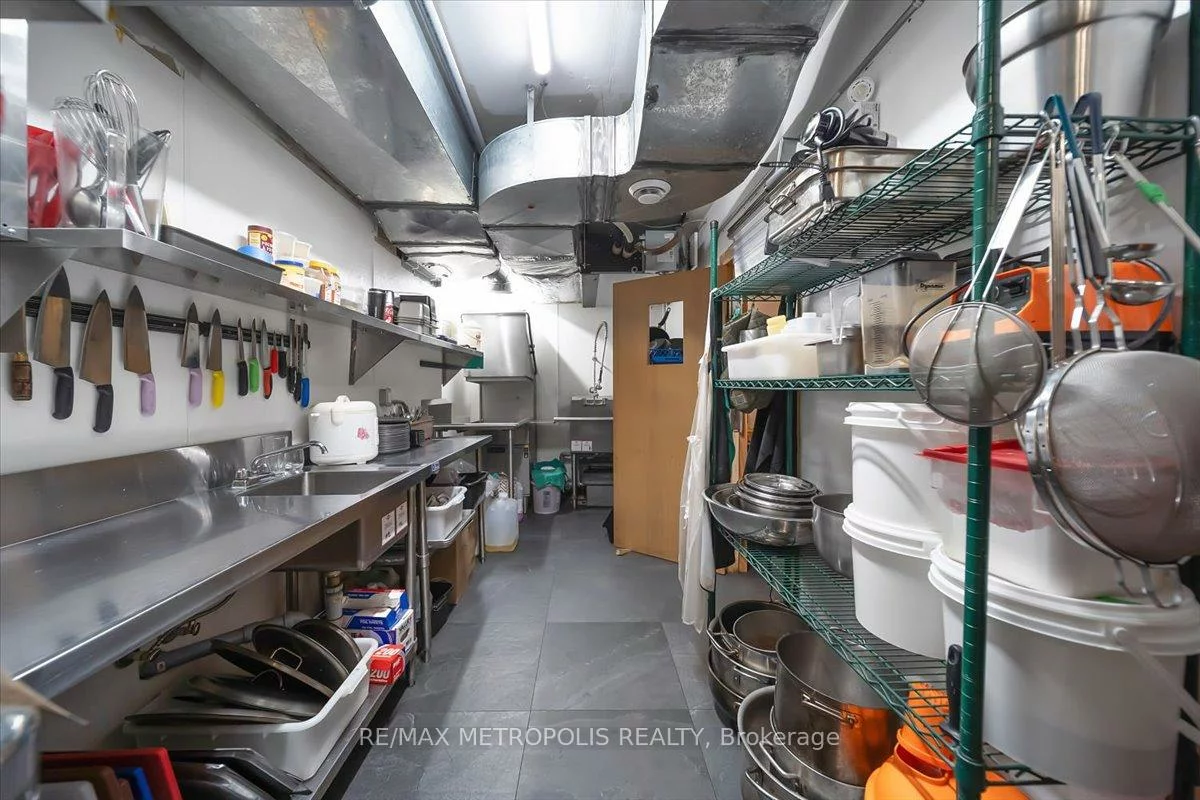 1226, King, South Parkdale, Toronto