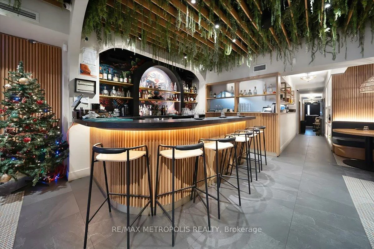 1226, King, South Parkdale, Toronto