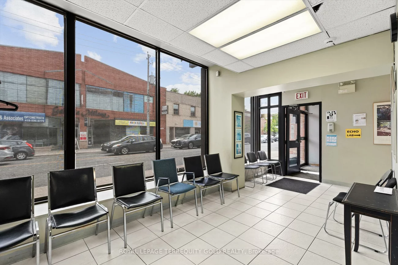 1662 & 1664, Dufferin, Corso Italia-Davenport, Toronto