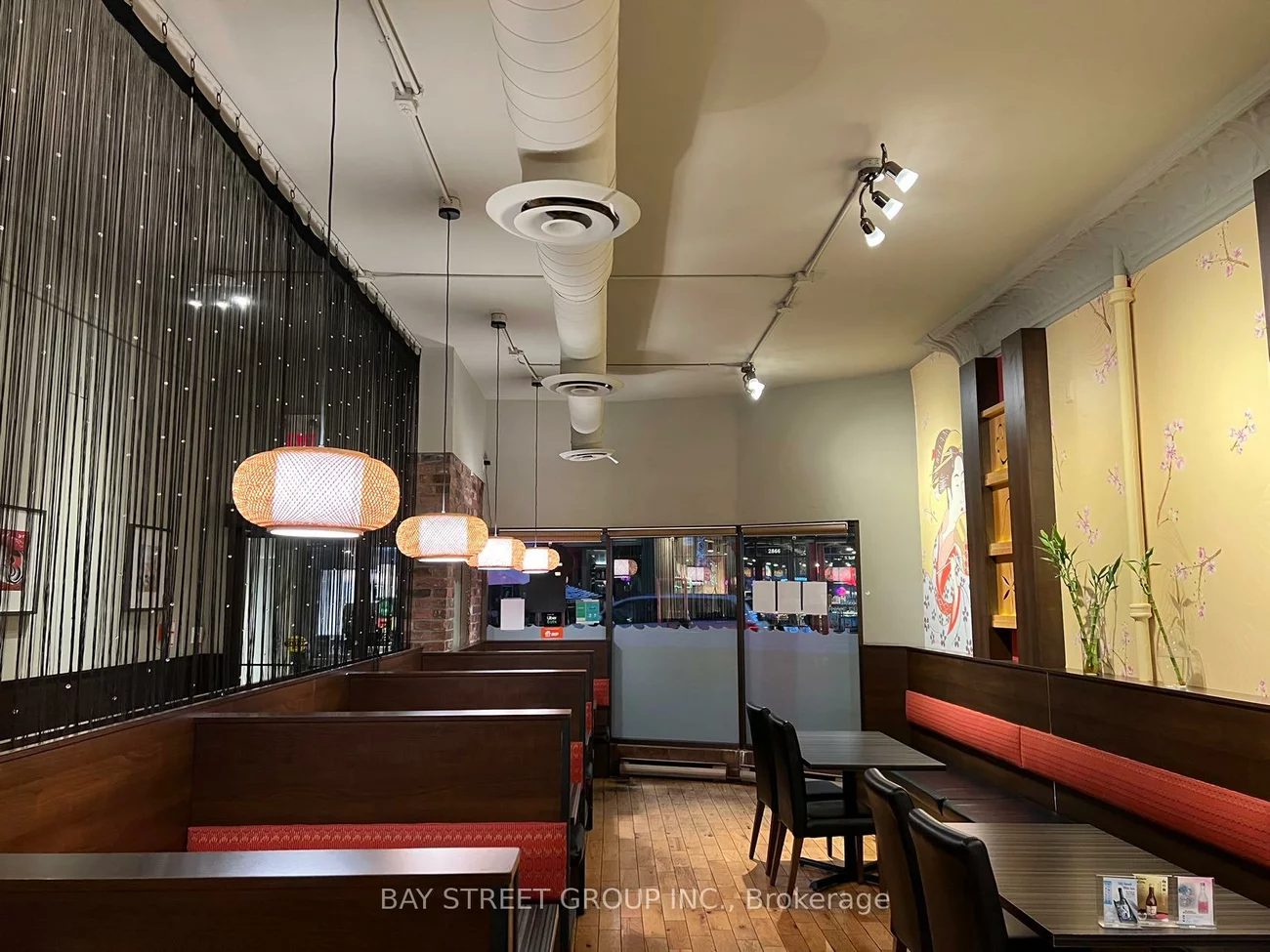 2861, Dundas, Junction Area, Toronto