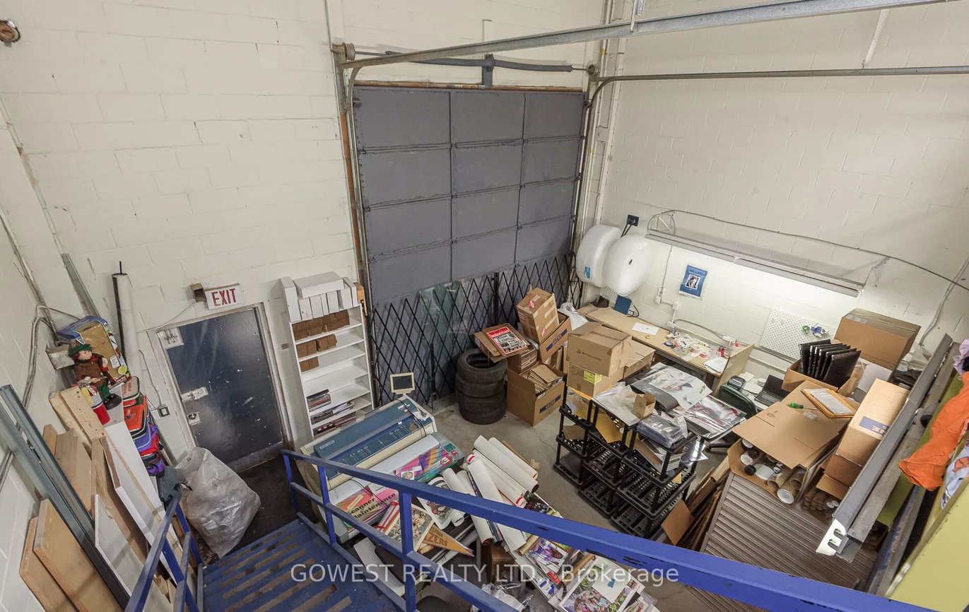 325, Weston, Junction Area, Toronto