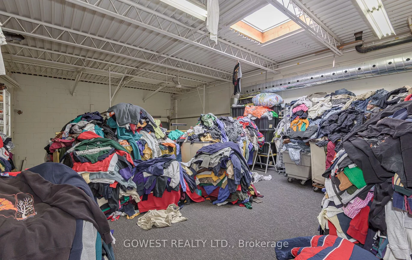 325, Weston, Junction Area, Toronto