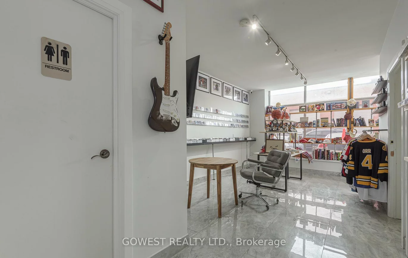 325, Weston, Junction Area, Toronto