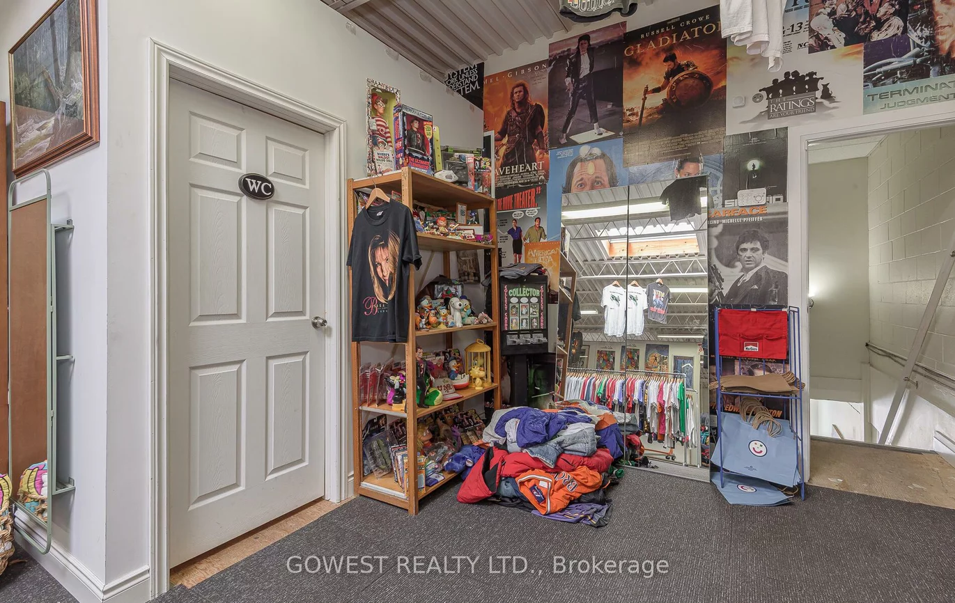 325, Weston, Junction Area, Toronto