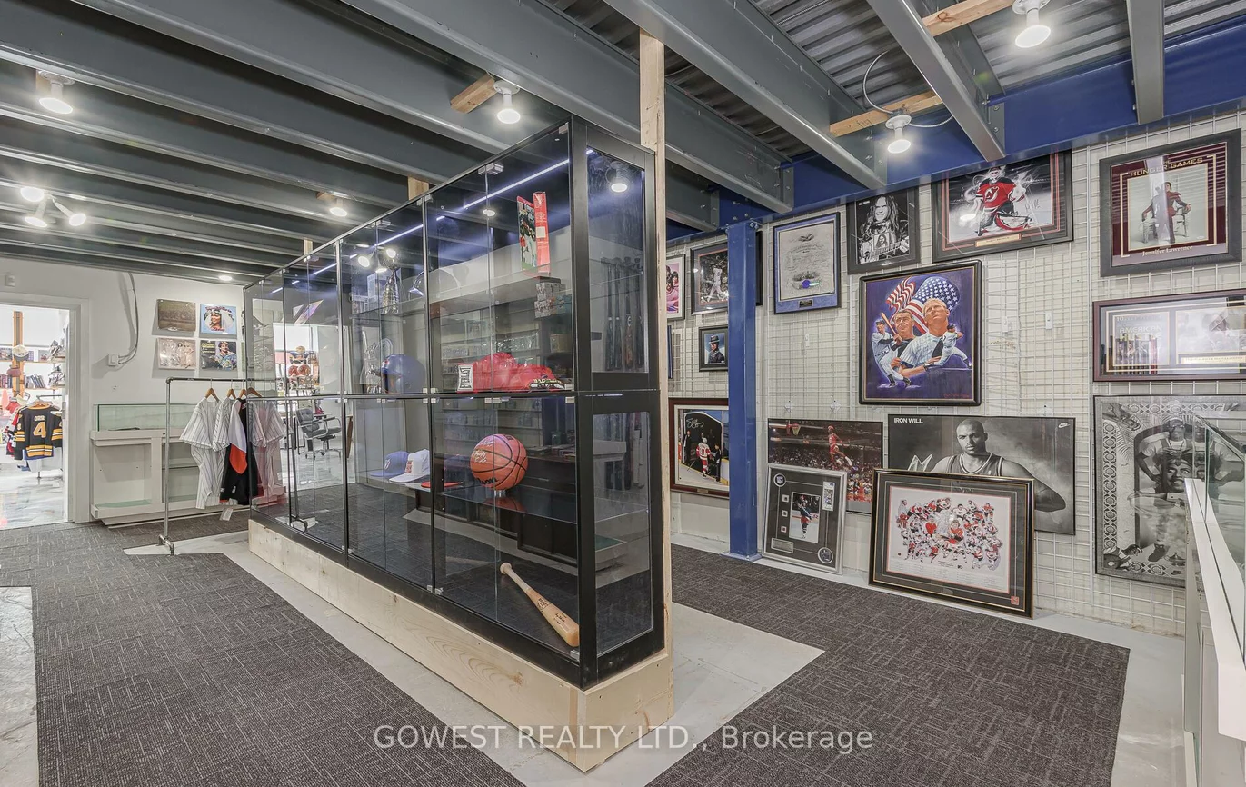 325, Weston, Junction Area, Toronto