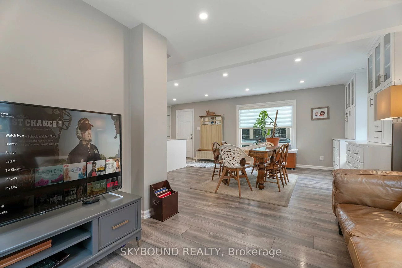 790, The Queensway, Stonegate-Queensway, Toronto