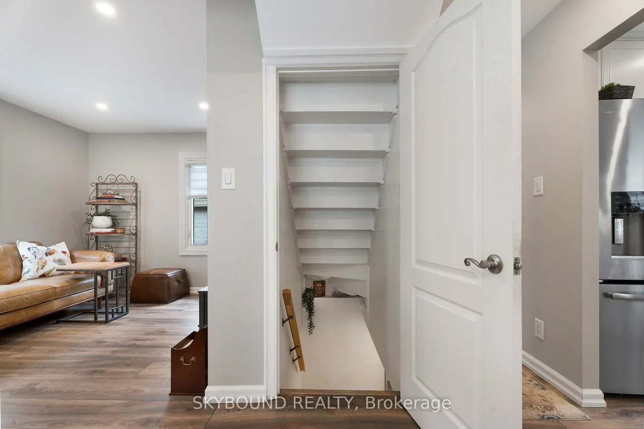 790, The Queensway, Stonegate-Queensway, Toronto