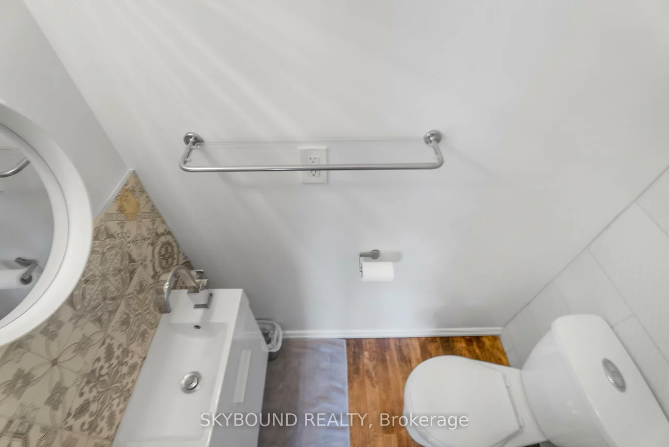 790, The Queensway, Stonegate-Queensway, Toronto