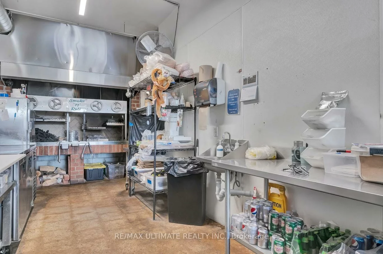 3320, Keele, Downsview-Roding-CFB, Toronto