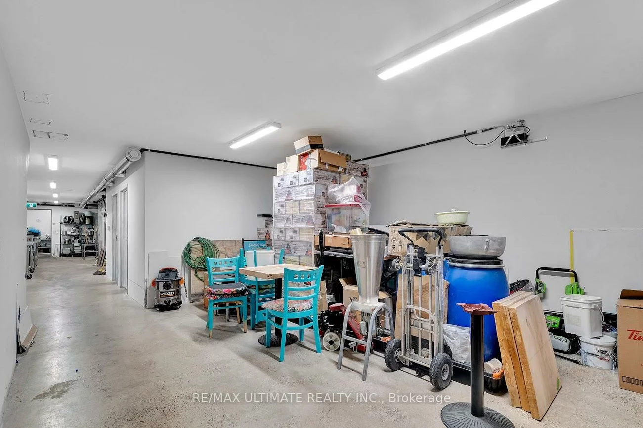 3320, Keele, Downsview-Roding-CFB, Toronto