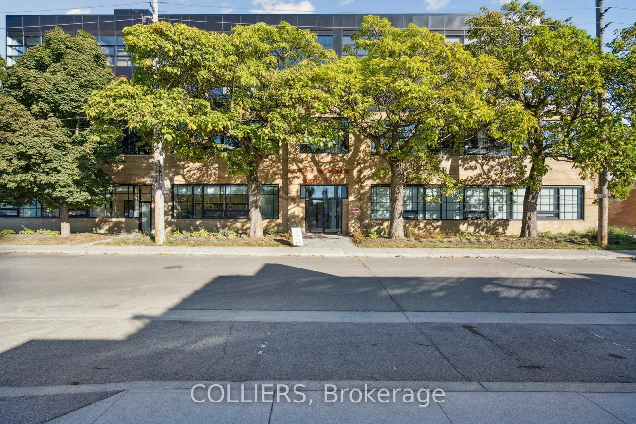 300, Geary, Dovercourt-Wallace Emerson-Junction, Toronto