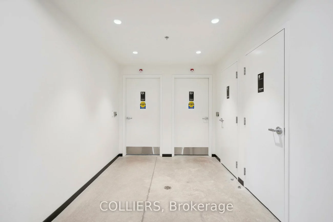 300, Geary, Dovercourt-Wallace Emerson-Junction, Toronto