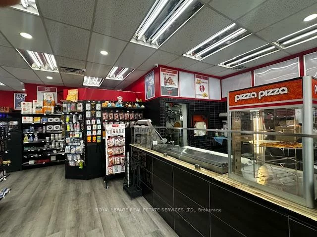 1011, Dufferin, Dovercourt-Wallace Emerson-Junction, Toronto