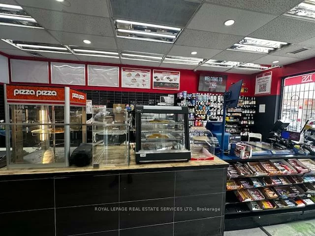 1011, Dufferin, Dovercourt-Wallace Emerson-Junction, Toronto