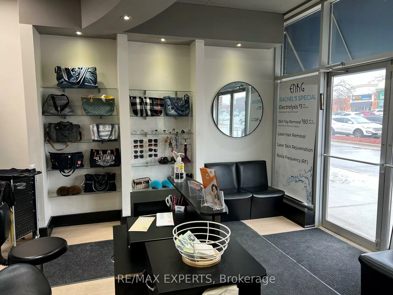 2181, STEELES, York University Heights, Toronto