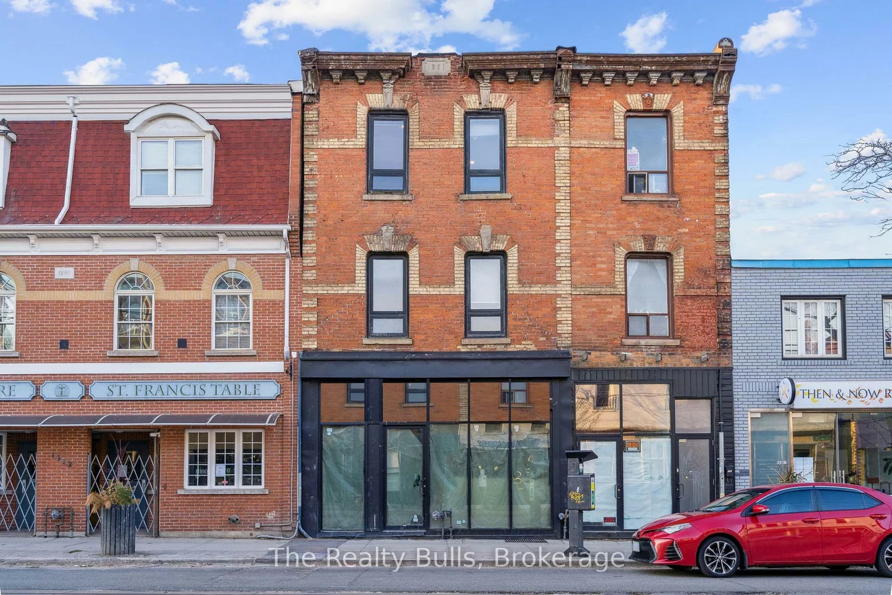 1320, Queen, Roncesvalles, Toronto