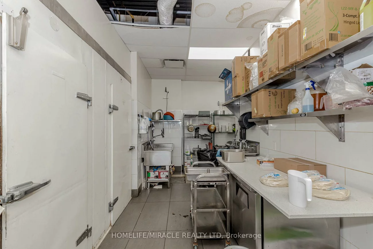 6230, Finch, Mount Olive-Silverstone-Jamestown, Toronto