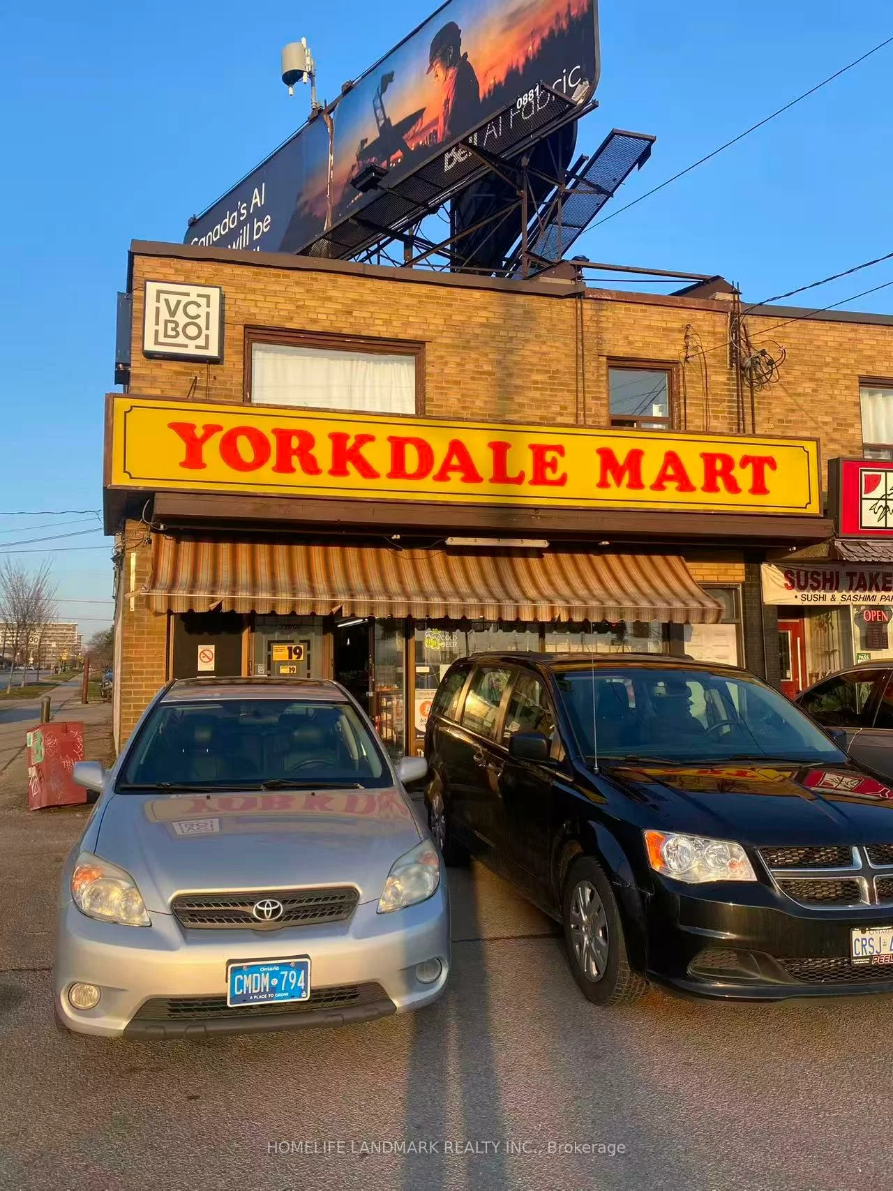 3261, Dufferin, Yorkdale-Glen Park, Toronto
