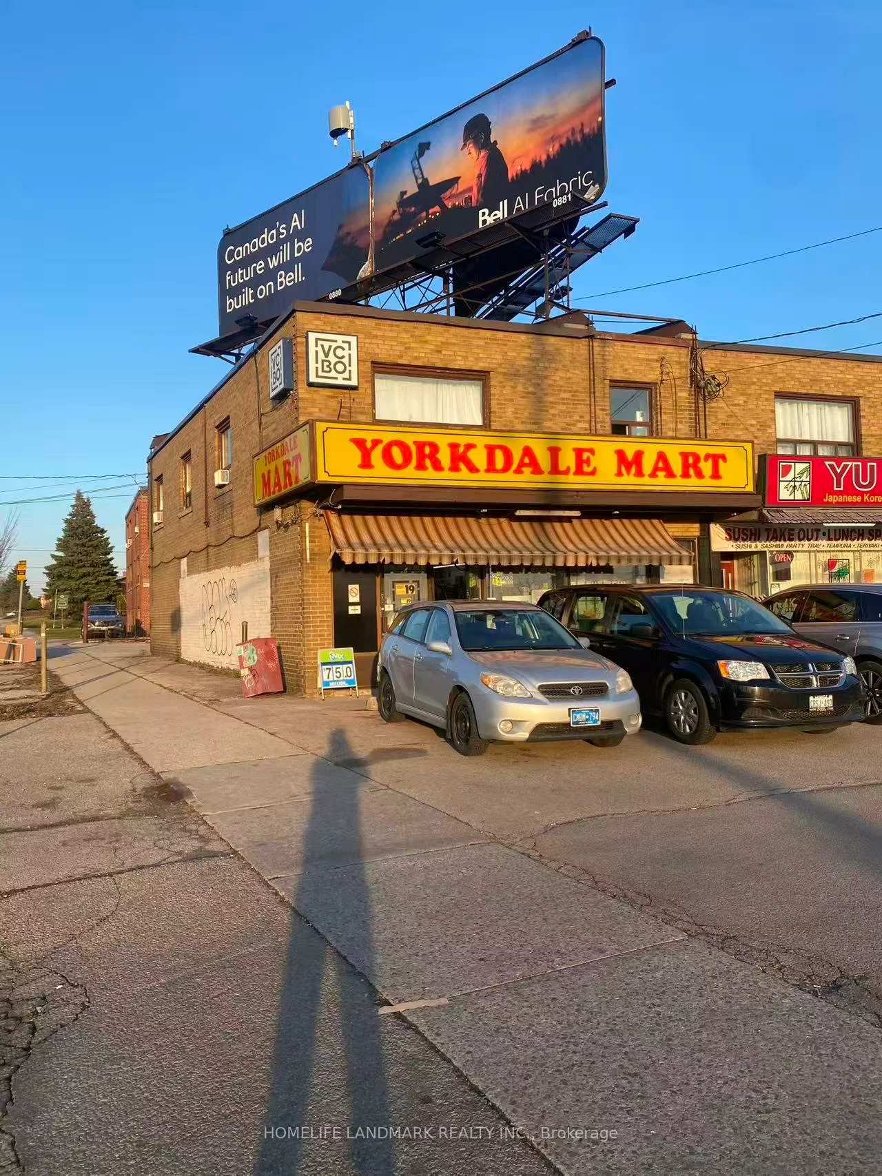 3261, Dufferin, Yorkdale-Glen Park, Toronto