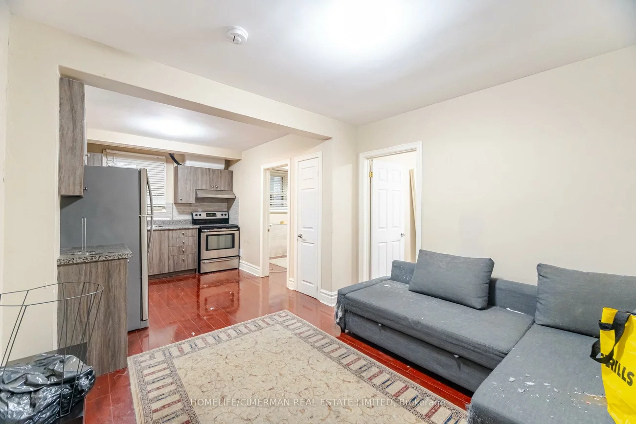 2681, Eglinton, Keelesdale-Eglinton West, Toronto