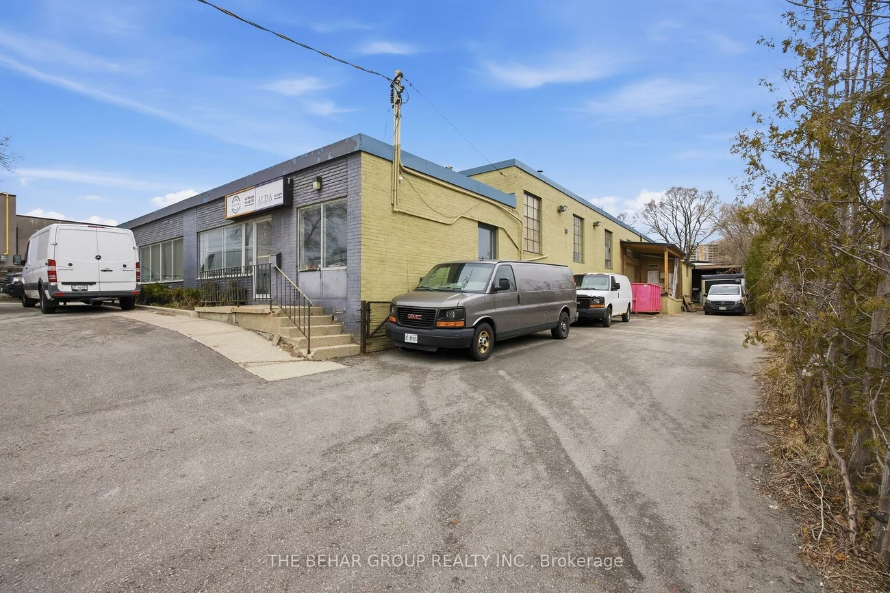 76, Industry, Beechborough-Greenbrook, Toronto