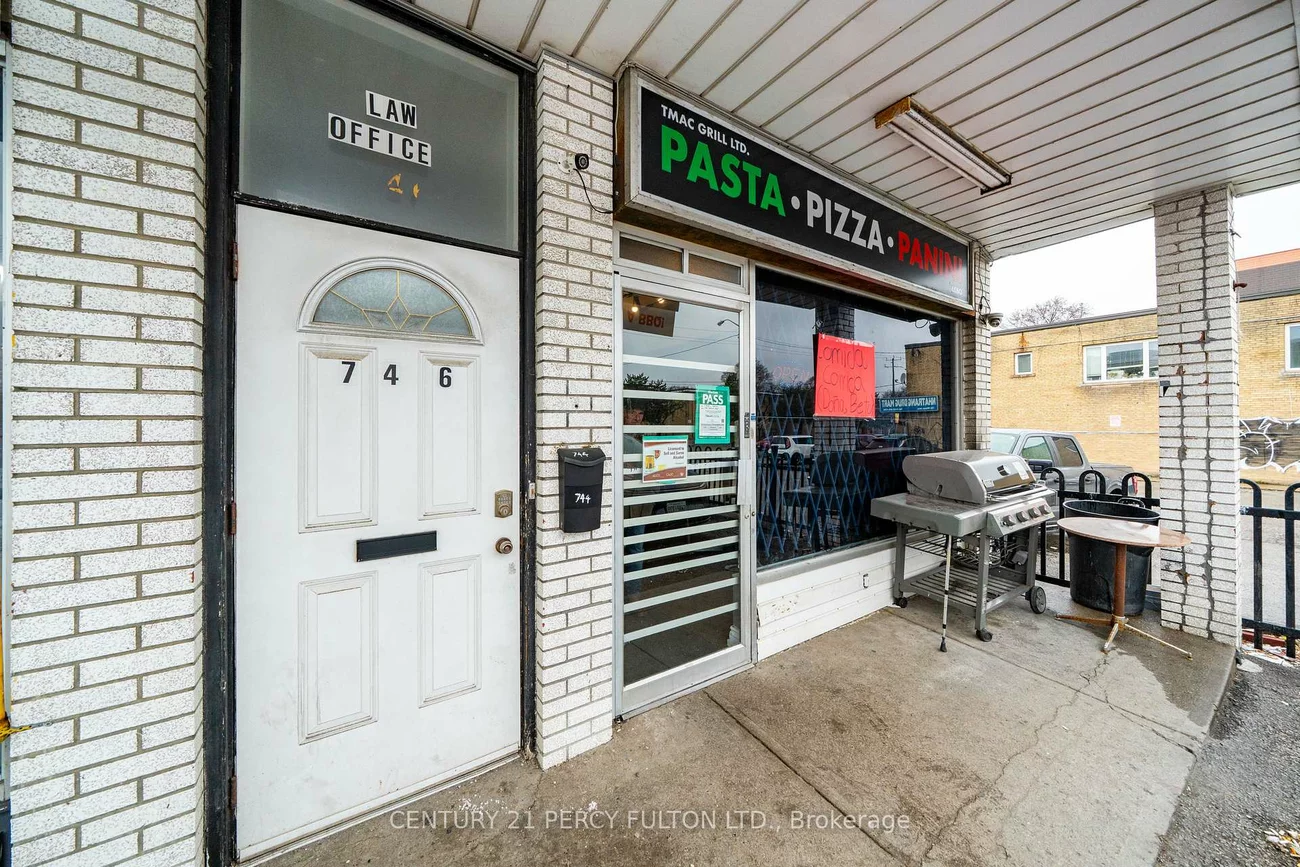 744-746, Wilson, Downsview-Roding-CFB, Toronto