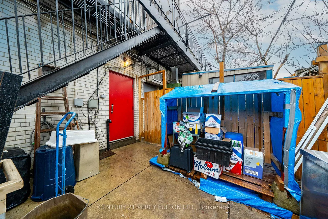 744-746, Wilson, Downsview-Roding-CFB, Toronto