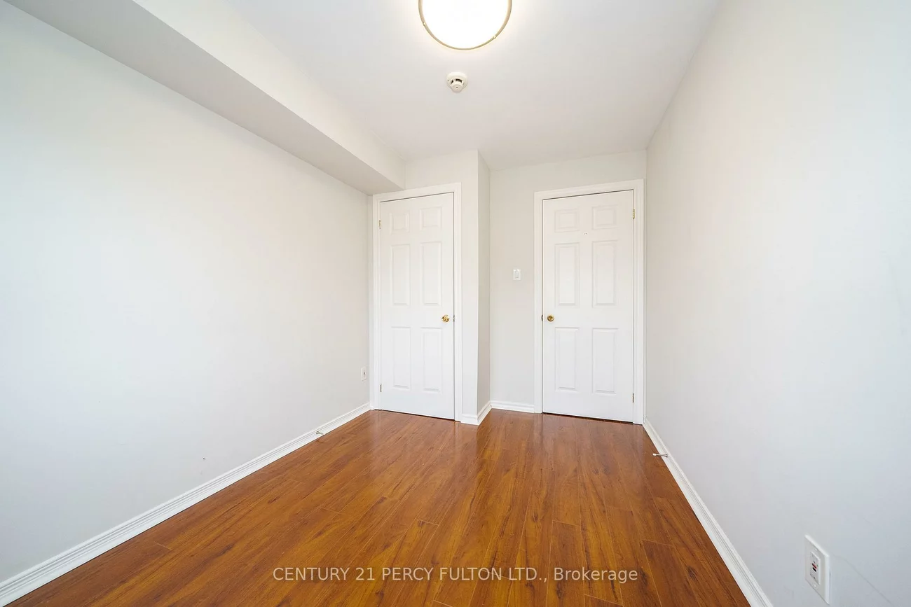 744-746, Wilson, Downsview-Roding-CFB, Toronto