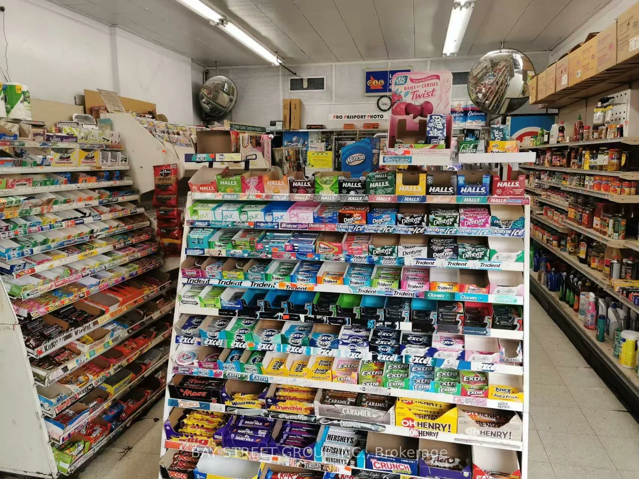 3115, Dundas, Junction Area, Toronto