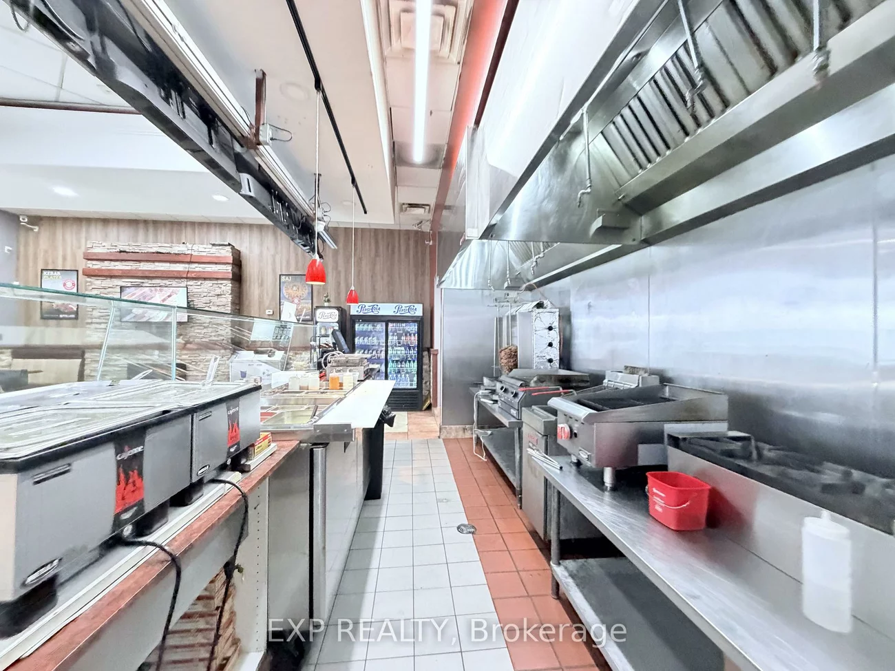 285, Rexdale, West Humber-Clairville, Toronto