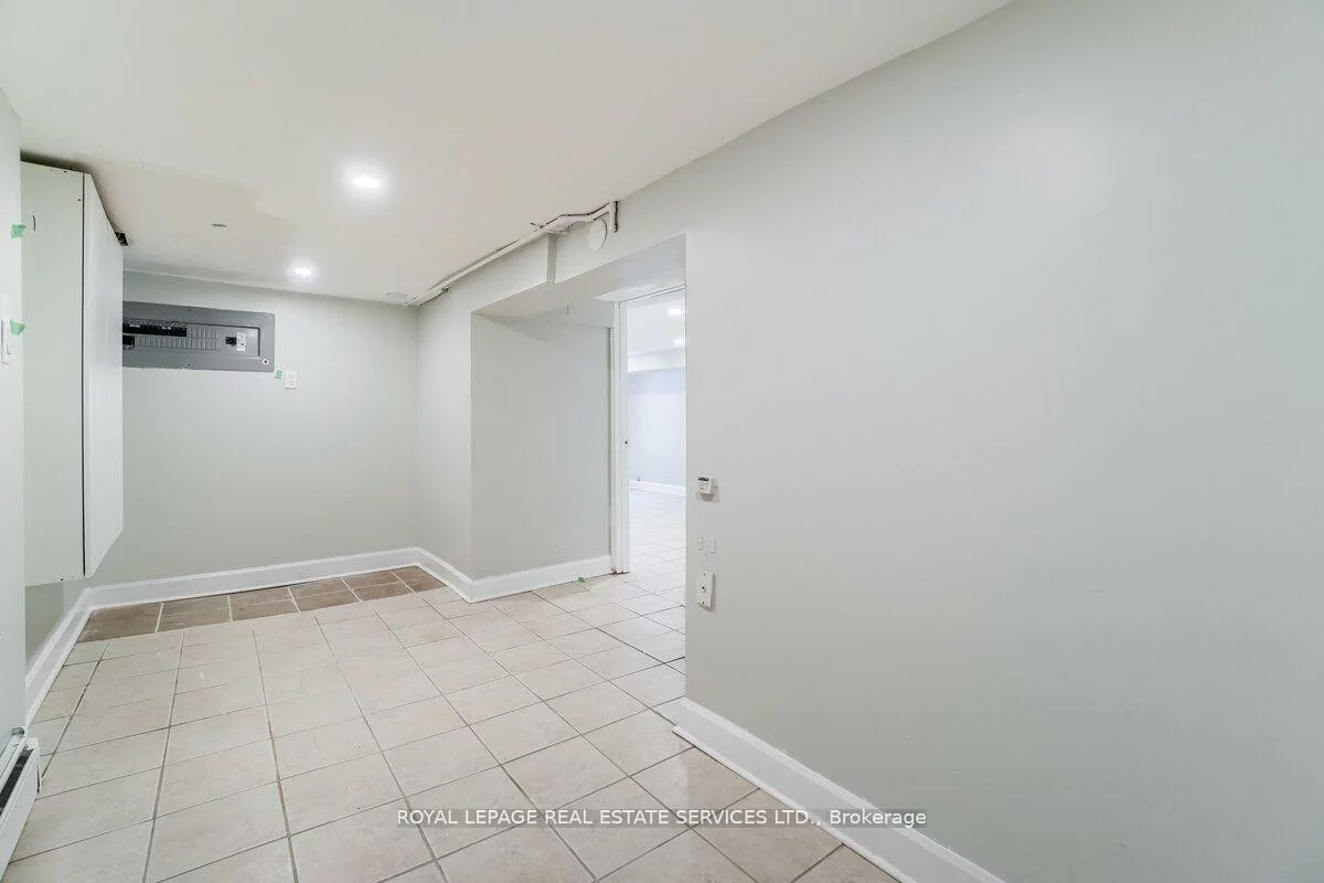 31, Tyndall, South Parkdale, Toronto