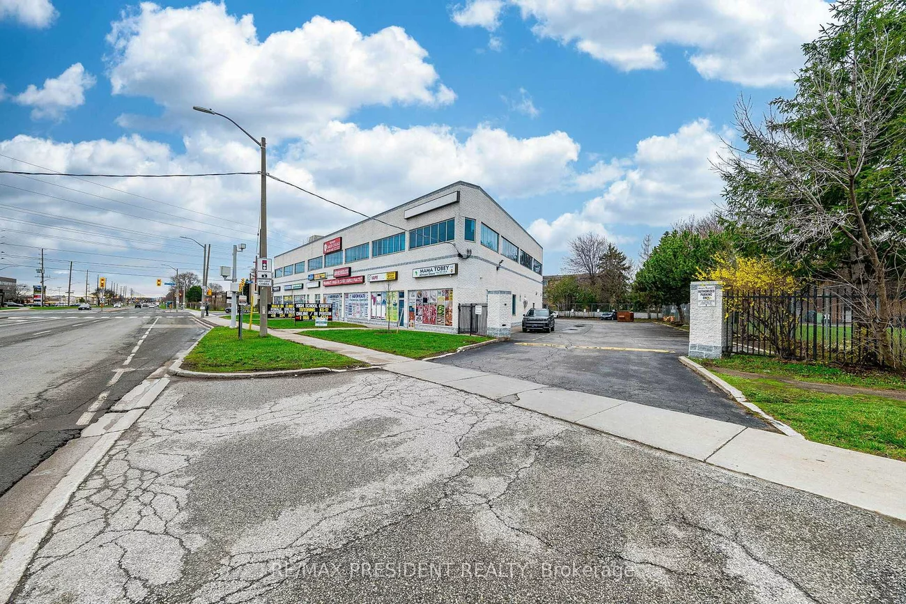 1625, Albion, West Humber-Clairville, Toronto