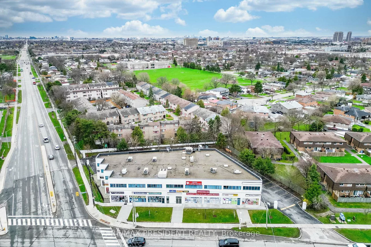 1625, Albion, West Humber-Clairville, Toronto