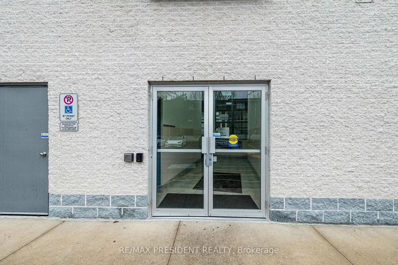 1625, Albion, West Humber-Clairville, Toronto