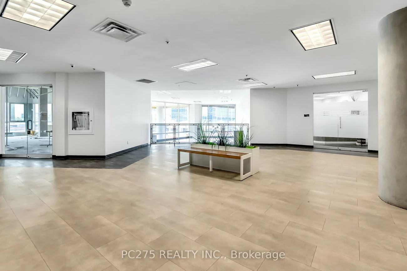 1275, Finch, York University Heights, Toronto