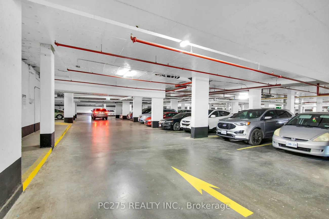 1275, Finch, York University Heights, Toronto