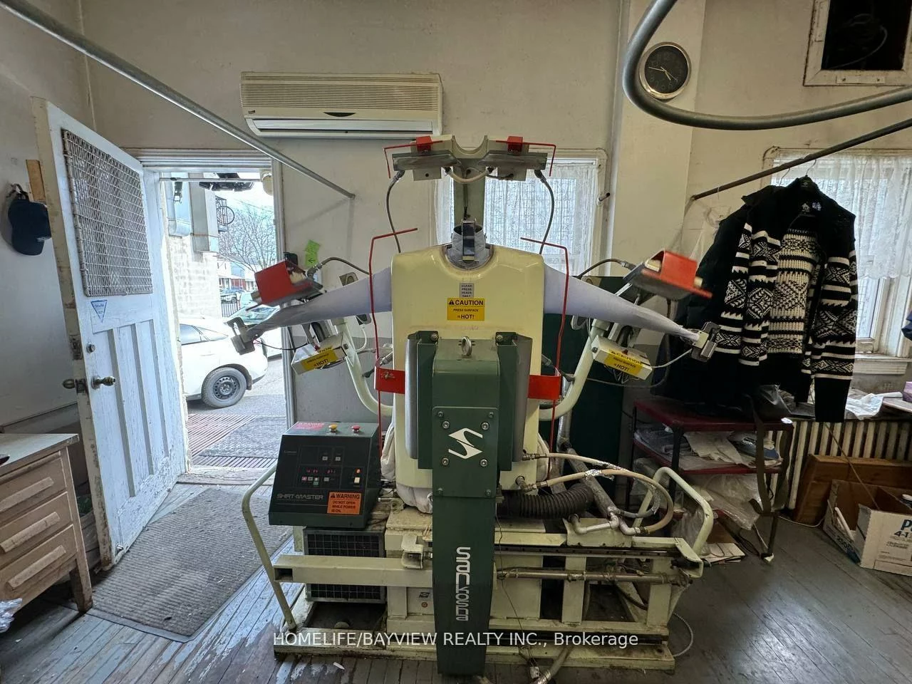 763, The Queensway, Stonegate-Queensway, Toronto