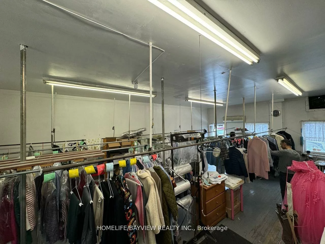 763, The Queensway, Stonegate-Queensway, Toronto