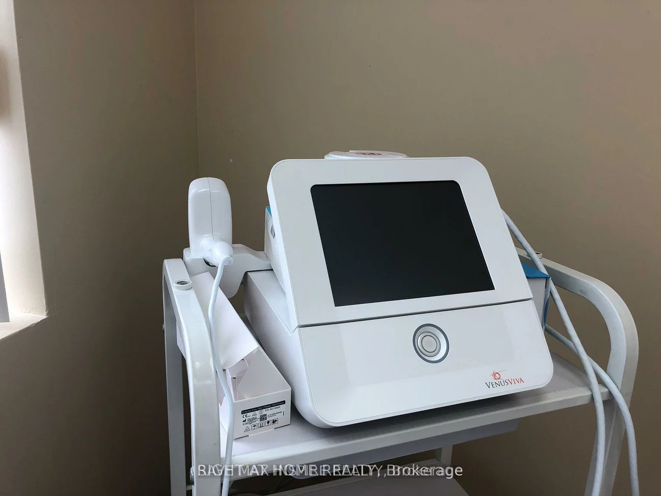 1525, Albion, Mount Olive-Silverstone-Jamestown, Toronto