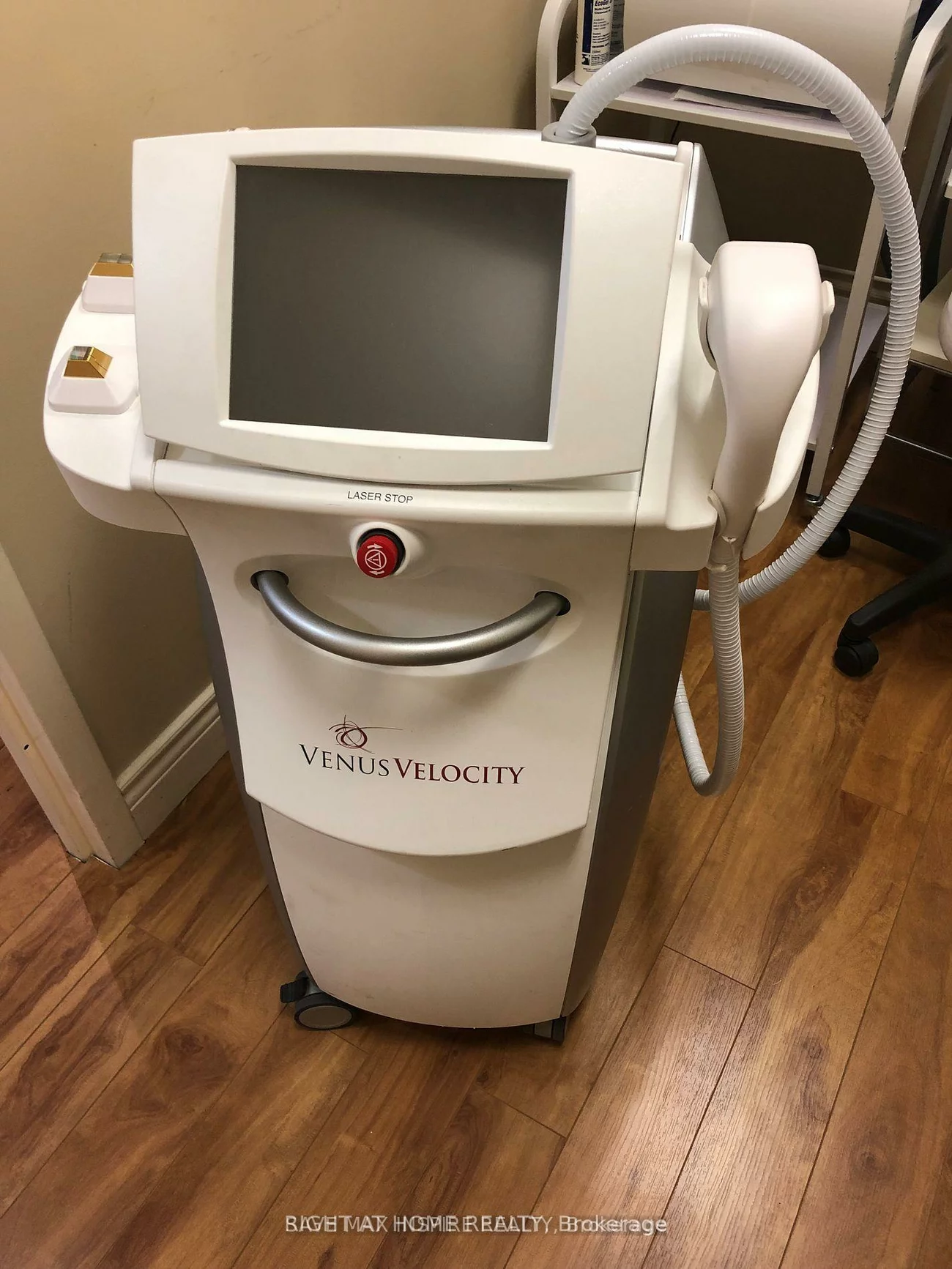 1525, Albion, Mount Olive-Silverstone-Jamestown, Toronto