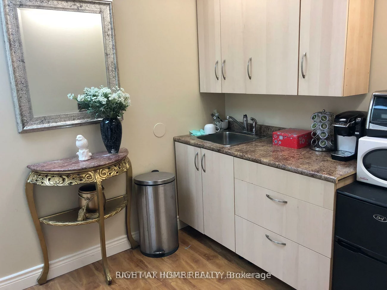 1525, Albion, Mount Olive-Silverstone-Jamestown, Toronto