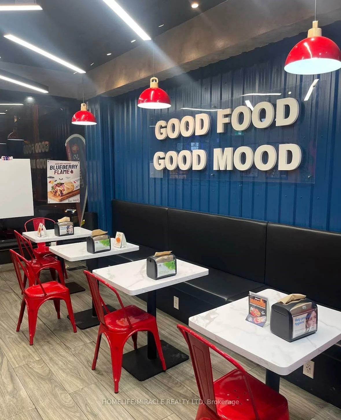 1660, Queen, Roncesvalles, Toronto